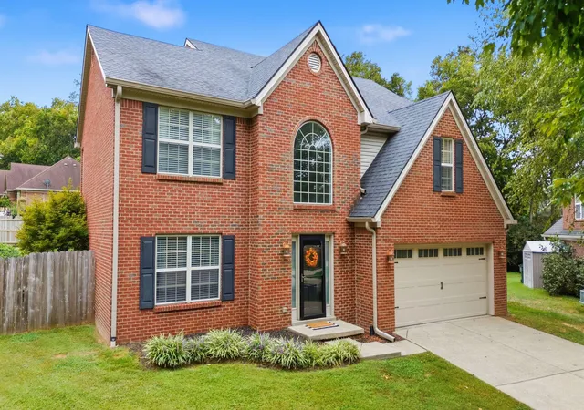 Photo 2 of Sale Pending at 2108 Dresden Ct, Lexington, KY 40514 | MLS# 26026696 | Listing updated on 2026-10-13