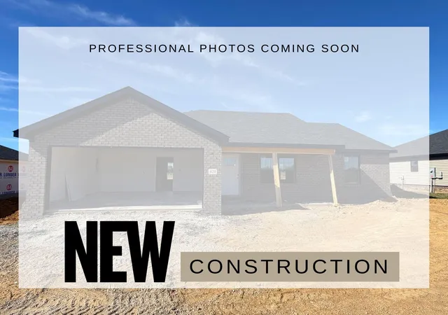 Photo 1 of Single family home for sale at 420 Lands End Dr, Berea, KY 40403 | MLS# 26026654 | Listing updated on 2026-10-13