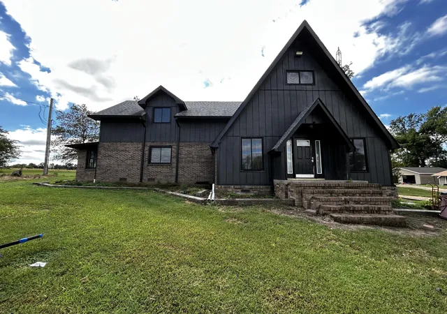 Photo 1 of Single family home for sale at 1899 Kentucky 1529, Fulton, KY 42041 | MLS# 26026684 | Listing updated on 2026-10-28