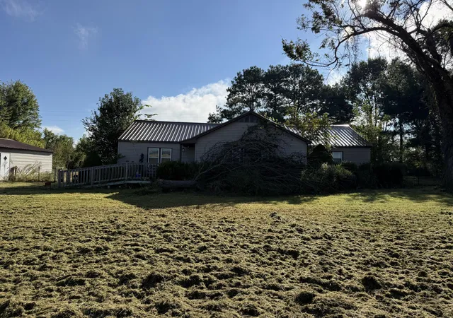 Single family home for sale at 2498 Kentucky 307, Bardwell, KY 42023 | MLS# 26026932