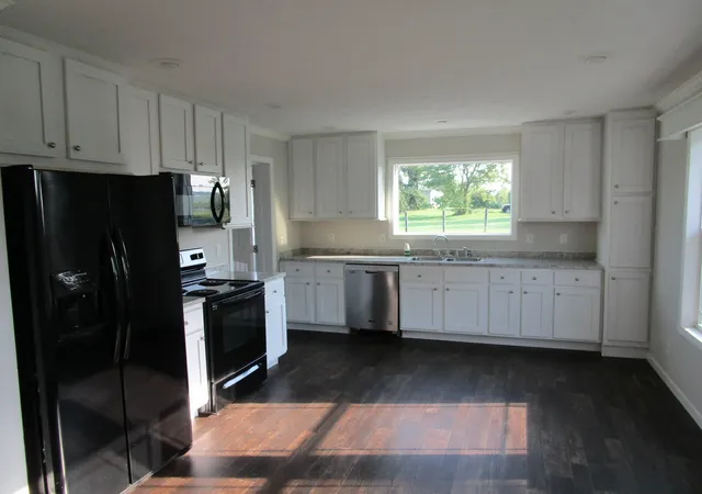 Photo 4 of Single family home for sale at 1136 Patrick Rd, Stanford, KY 40484 | MLS# 26026688 | Listing updated on 2026-10-28