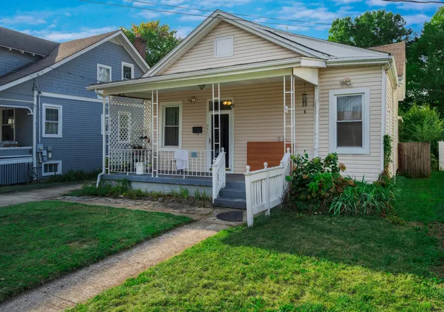 Photo 3 of Single family home for sale at 131 N Hanover Ave, Lexington, KY 40502 | MLS# 26026706 | Listing updated on 2026-10-15