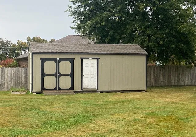 Photo 3 of Single family home for sale at 702 Boxwood Dr, Berea, KY 40403 | MLS# 26026800 | Listing updated on 2026-10-13