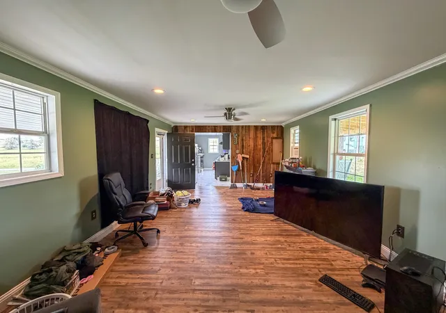 Photo 3 of Single family home for sale at 1275 Wabd Jones Rd, Mount Vernon, KY 40456 | MLS# 26027445 | Listing updated on 2026-10-26
