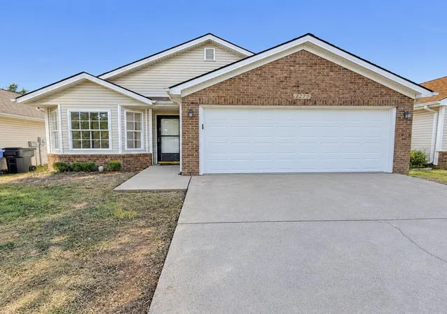 Photo 1 of Sale Pending at 2769 Michelle Park, Lexington, KY 40511 | MLS# 26026856 | Listing updated on 2026-09-30