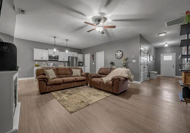 Photo 2 of Single family home for sale at 118 Brittany Ln, Georgetown, KY 40324 | MLS# 26026991 | Listing updated on 2026-10-02