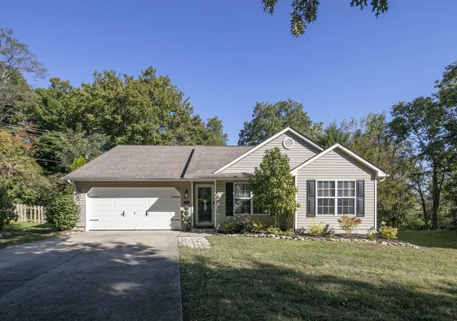Photo 4 of Sale Pending at 2151 Stonewood Ln, Lexington, KY 40509 | MLS# 26026989 | Listing updated on 2026-10-13