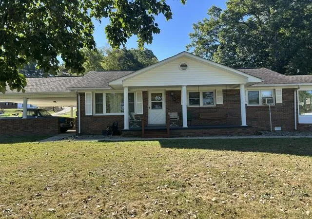 Photo 2 of Single family home for sale at 63 Masters Ln, East Bernstadt, KY 40729 | MLS# 26026747 | Listing updated on 2026-10-19