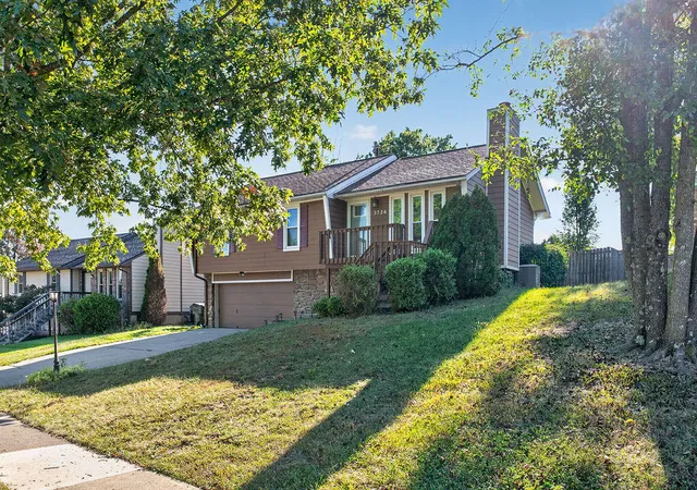 Photo 2 of Single family home for sale at 3736 Belleau Wood Dr, Lexington, KY 40517 | MLS# 26026917 | Listing updated on 2026-10-23