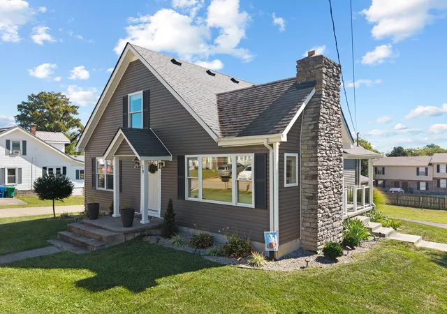 Photo 3 of Sale Pending at 19 Victory Ave, Winchester, KY 40391 | MLS# 26026938 | Listing updated on 2026-10-13