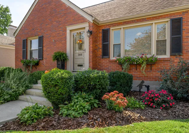 Photo 2 of Sale Pending at 568 Mitchell Ave, Lexington, KY 40503 | MLS# 26027586 | Listing updated on 2026-10-11