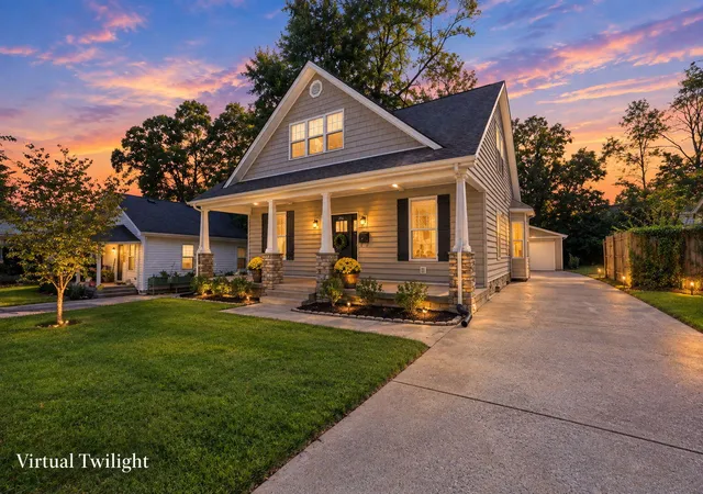 Single family home for sale at 256 Bassett Ave, Lexington, KY 40502 | MLS# 26027342