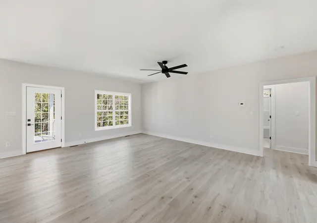 Photo 3 of Single family home for sale at 263 Harbor Village Dr, Georgetown, KY 40324 | MLS# 26026935 | Listing updated on 2026-10-13