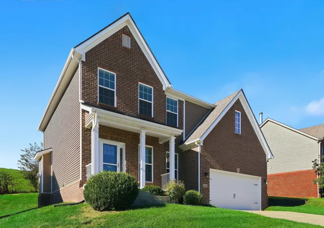 Photo 3 of Sale Pending at 328 White Cliffs Ln, Frankfort, KY 40601 | MLS# 26026921 | Listing updated on 2026-10-13