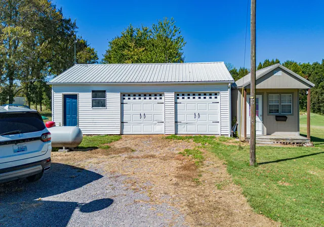 Photo 1 of Single family home for sale at 6455 State Hwy 129, Water Valley, KY 42085 | MLS# 26026990 | Listing updated on 2026-10-26