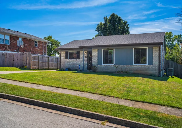 Photo 1 of Sale Pending at 3796 Niagara Dr, Lexington, KY 40517 | MLS# 26026993 | Listing updated on 2026-10-13