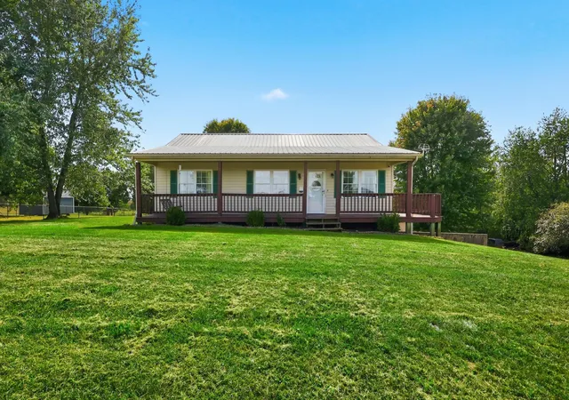 Single family home for sale at 120 Maxey Valley Rd, Hustonville, KY 40437 | MLS# 26027594