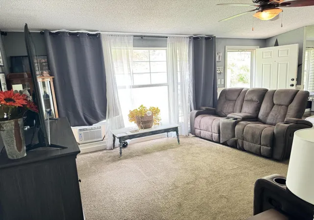 Photo 3 of Single family home for sale at 62 Shady Ln, Berea, KY 40403 | MLS# 26026909 | Listing updated on 2026-10-13
