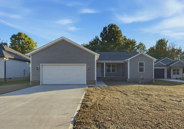 Photo 1 of Sale Pending at 26 Hidden Ct, Danville, KY 40422 | MLS# 26026999 | Listing updated on 2026-10-19