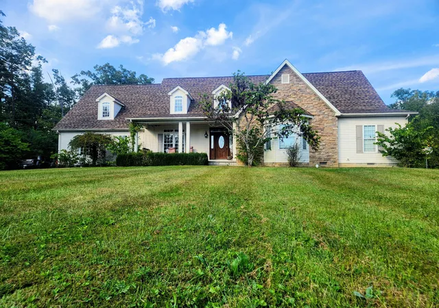 Photo 1 of Single family home for sale at 78 Lower Hatcher Crk Rd, Stanton, KY 40380 | MLS# 26027446 | Listing updated on 2026-10-23
