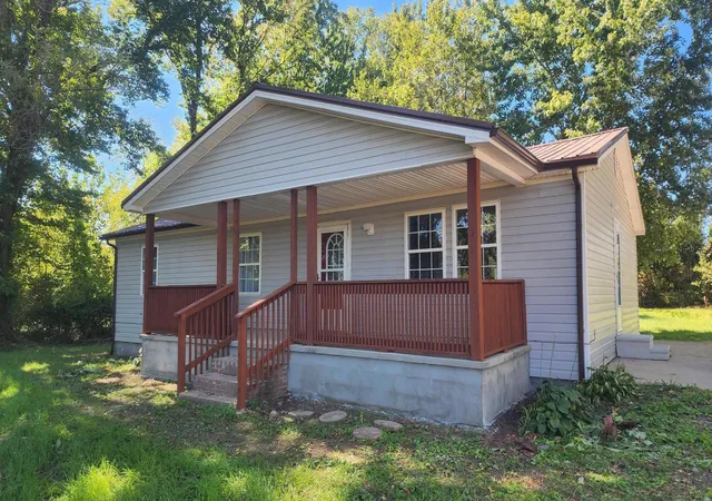 Photo 1 of Single family home for sale at 71 Ak Caldwell Ln, Waynesburg, KY 40489 | MLS# 26026928 | Listing updated on 2026-10-25