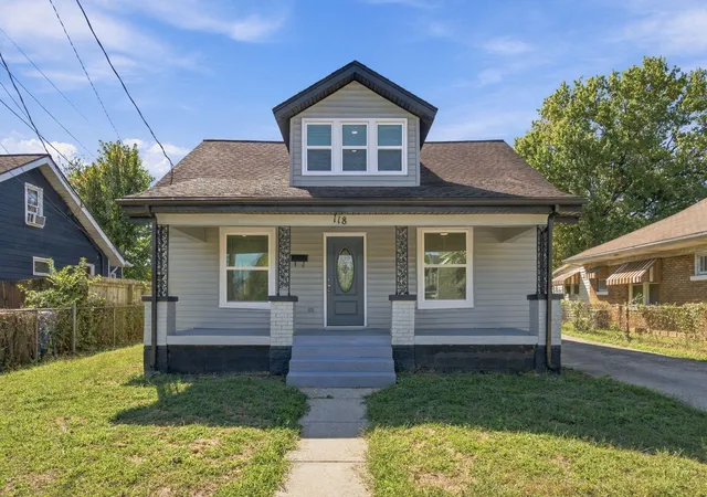 Photo 3 of Single family home for sale at 118 Paris Ave, Lexington, KY 40505 | MLS# 26027135 | Listing updated on 2026-10-14