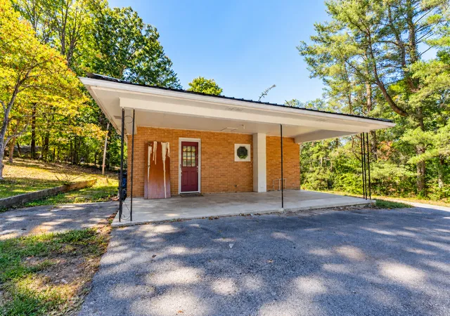Photo 2 of Sale Pending at 165 Valley Rd, Stearns, KY 42647 | MLS# 26026986 | Listing updated on 2026-10-09
