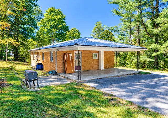 Photo 3 of Sale Pending at 165 Valley Rd, Stearns, KY 42647 | MLS# 26026986 | Listing updated on 2026-10-09