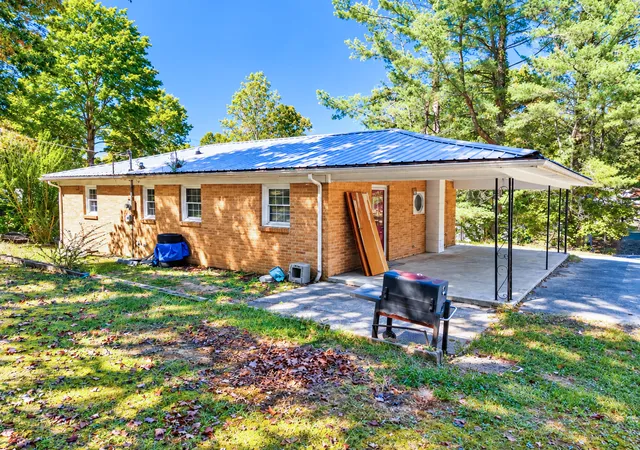 Photo 4 of Sale Pending at 165 Valley Rd, Stearns, KY 42647 | MLS# 26026986 | Listing updated on 2026-10-09
