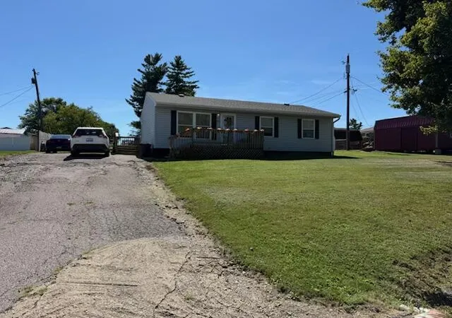 Photo 1 of Sale Pending at 305 Albert Sidney Johnston Ave, Maysville, KY 41056 | MLS# 26026992 | Listing updated on 2026-10-16