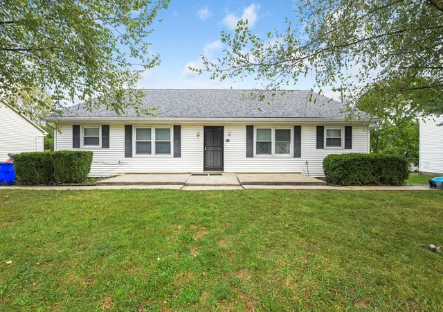 Photo 2 of Multi family home for sale at 3160 High Ridge Dr, Lexington, KY 40517 | MLS# 26027058 | Listing updated on 2026-10-13