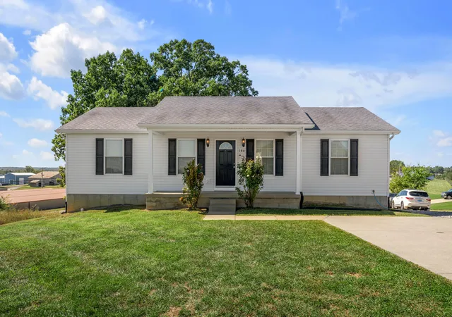 Photo 1 of Single family home for sale at 180 Mallard Dr, Mount Sterling, KY 40353 | MLS# 26027070 | Listing updated on 2026-10-28