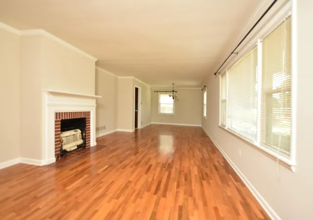 Photo 2 of Single family home for sale at 140 Sioux Trl, Frankfort, KY 40601 | MLS# 26027075 | Listing updated on 2026-10-13
