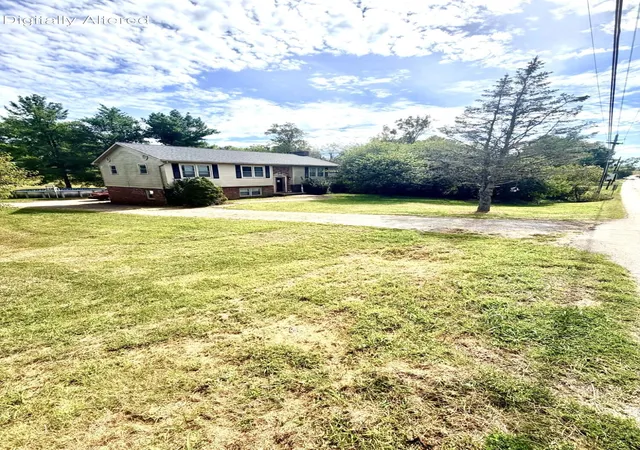 Photo 1 of Sale Pending at 1750 Thatchers Ml Rd, Paris, KY 40361 | MLS# 26027088 | Listing updated on 2026-10-21