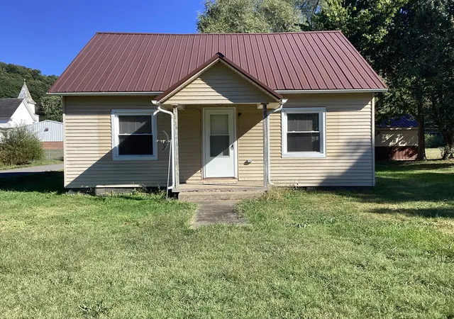 Photo 1 of Sale Pending at 55 W Boneyard Holw Rd, Stanford, KY 40484 | MLS# 26027175 | Listing updated on 2026-10-13
