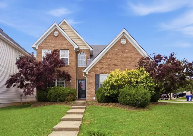 Photo 2 of Single family home for sale at 697 Cielo Vista Rd, Lexington, KY 40511 | MLS# 26027123 | Listing updated on 2026-10-13
