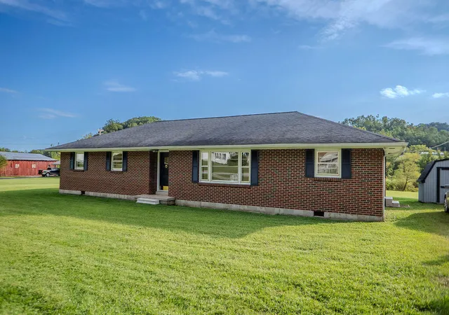 Photo 4 of Single family home for sale at 1330 Highway 191, West Liberty, KY 41472 | MLS# 26027474 | Listing updated on 2026-10-26
