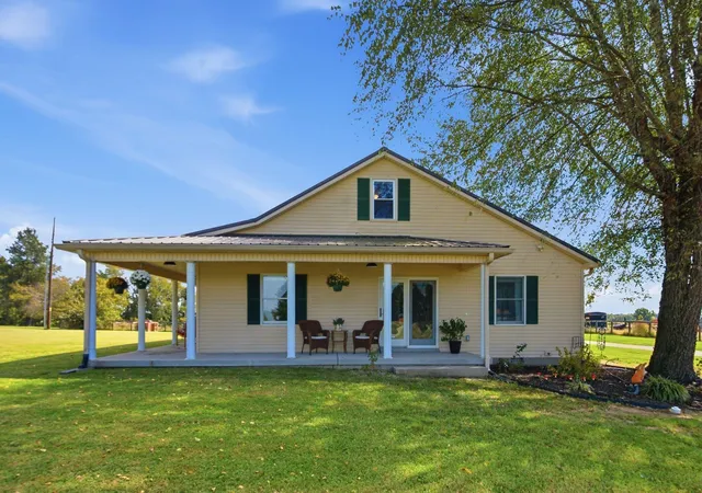 Photo 3 of Single family home for sale at 125 Royalty Dr, Lancaster, KY 40444 | MLS# 26027293 | Listing updated on 2026-10-19