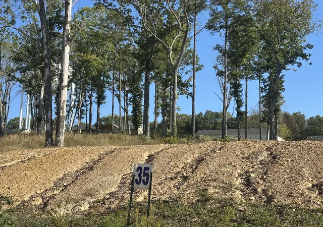 Photo 1 of Land for sale at 76 Malibu Dr #Lot 35, Corbin, KY 40701 | MLS# 26027162 | Listing updated on 2026-10-13