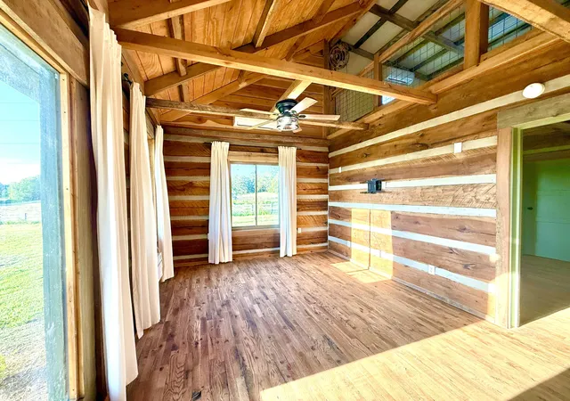 Photo 4 of Single family home for sale at 5250 Dry Crk Rd, Elk Horn, KY 42733 | MLS# 26027365 | Listing updated on 2026-10-13