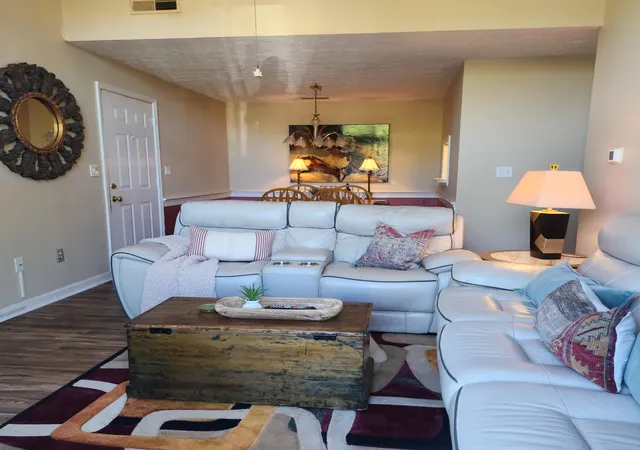 Photo 3 of Condo for sale at 404 Bainbridge Ct #D4, Lexington, KY 40509 | MLS# 26027190 | Listing updated on 2026-10-17