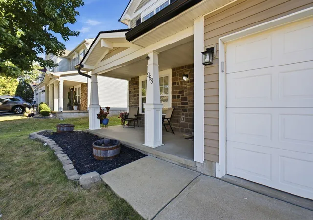 Photo 3 of Single family home for sale at 968 Applecross Dr, Lexington, KY 40511 | MLS# 26027279 | Listing updated on 2026-10-18