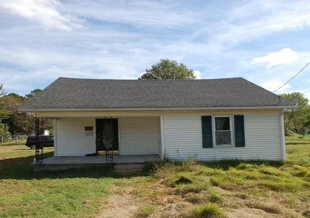 Photo 1 of Single family home for sale at 8510 Smokey Ln, Melber, KY 42069 | MLS# 26027418 | Listing updated on 2026-10-09