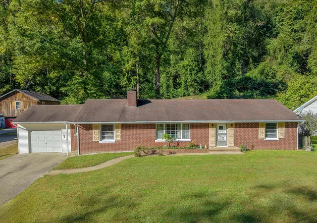 Photo 1 of Sale Pending at 485 N Wilson Ave, Morehead, KY 40351 | MLS# 26027271 | Listing updated on 2026-10-13