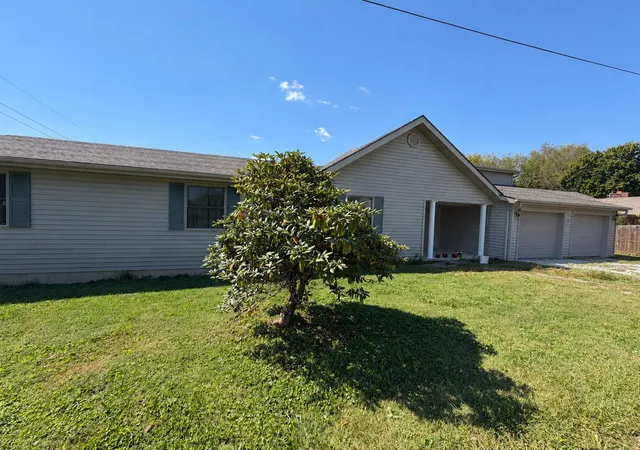 Photo 1 of Single family home for sale at 23 Animal Farm Rd, Corbin, KY 40701 | MLS# 26027263 | Listing updated on 2026-10-13