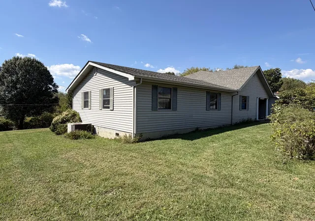 Photo 3 of Single family home for sale at 23 Animal Farm Rd, Corbin, KY 40701 | MLS# 26027263 | Listing updated on 2026-10-13