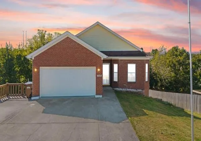 Photo 2 of Single family home for sale at 108 Covington Way, Richmond, KY 40475 | MLS# 26027268 | Listing updated on 2026-10-23