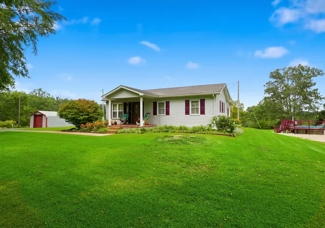 Photo 1 of Multi family home for sale at 320 Happy Top Rd, Clay City, KY 40312 | MLS# 26027283 | Listing updated on 2026-10-13