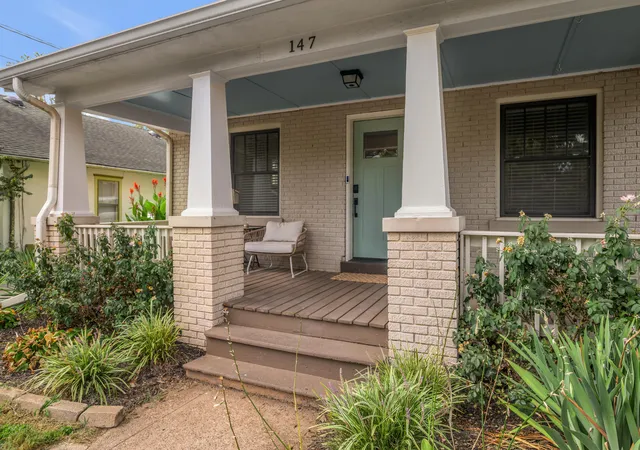 Photo 3 of Sale Pending at 147 Sherman Ave, Lexington, KY 40502 | MLS# 26027439 | Listing updated on 2026-10-23