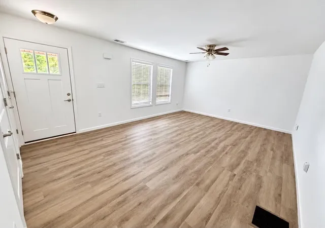 Photo 2 of Single family home for sale at 2263 Scaffold Cane Rd, Berea, KY 40403 | MLS# 26027337 | Listing updated on 2026-10-21